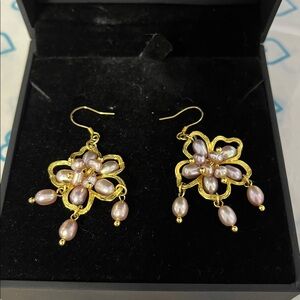 New Handmade Fresh Water Pearl Dangle Earrings with Gold Tone Floral Design